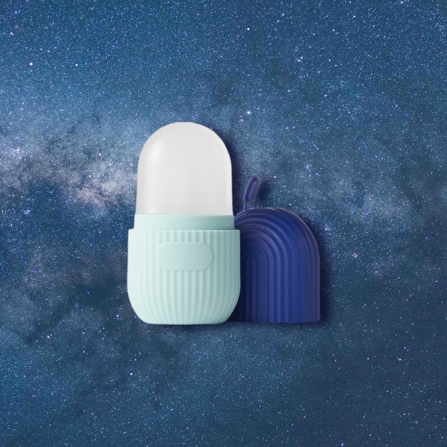 face ice roller